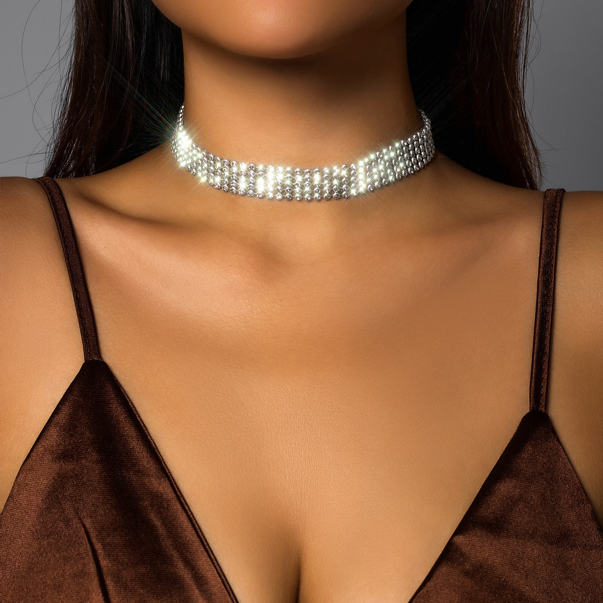 All-diamond collar shining diamond necklace - fashionable piece for modern ladies-wpp